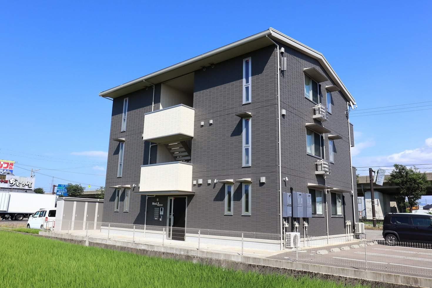 ウエスト アール