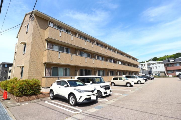 リビングタウン東金沢B