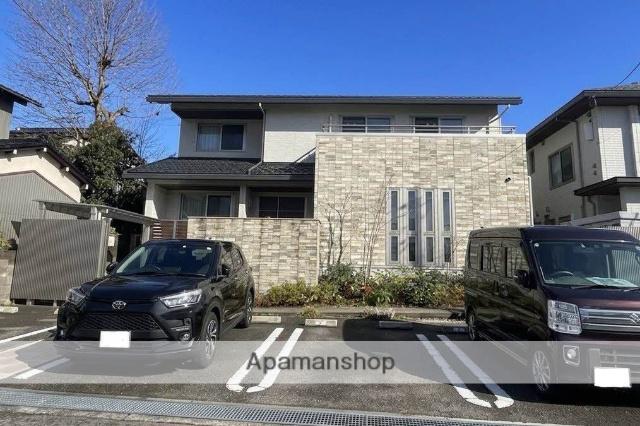 石川県金沢市 2階建 築8年