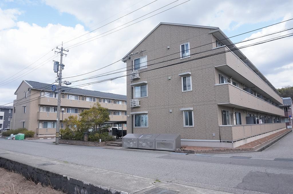 リビングタウン東金沢A