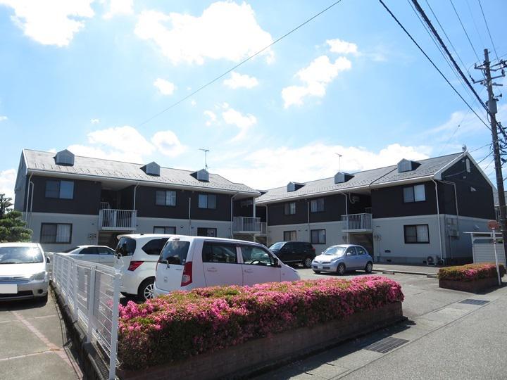 プレジールビューラ B(1LDK/2階)