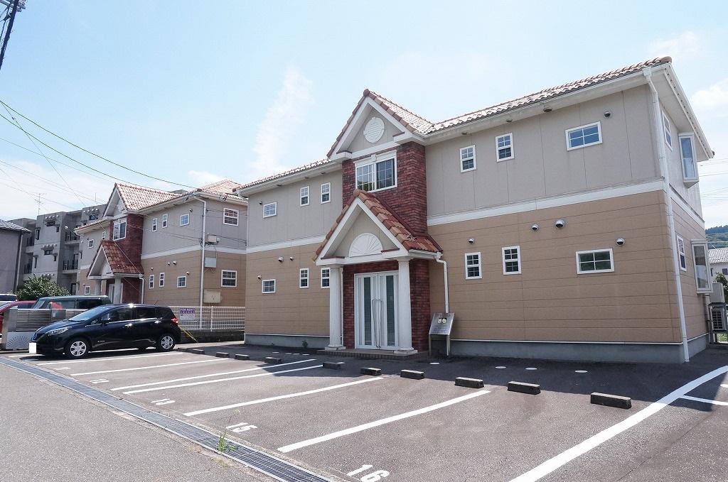 アプリコット B棟(2K/1階)