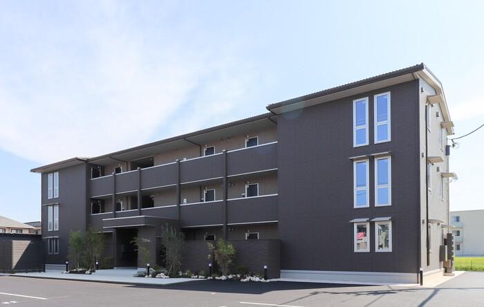 石川県金沢市 3階建 築6年