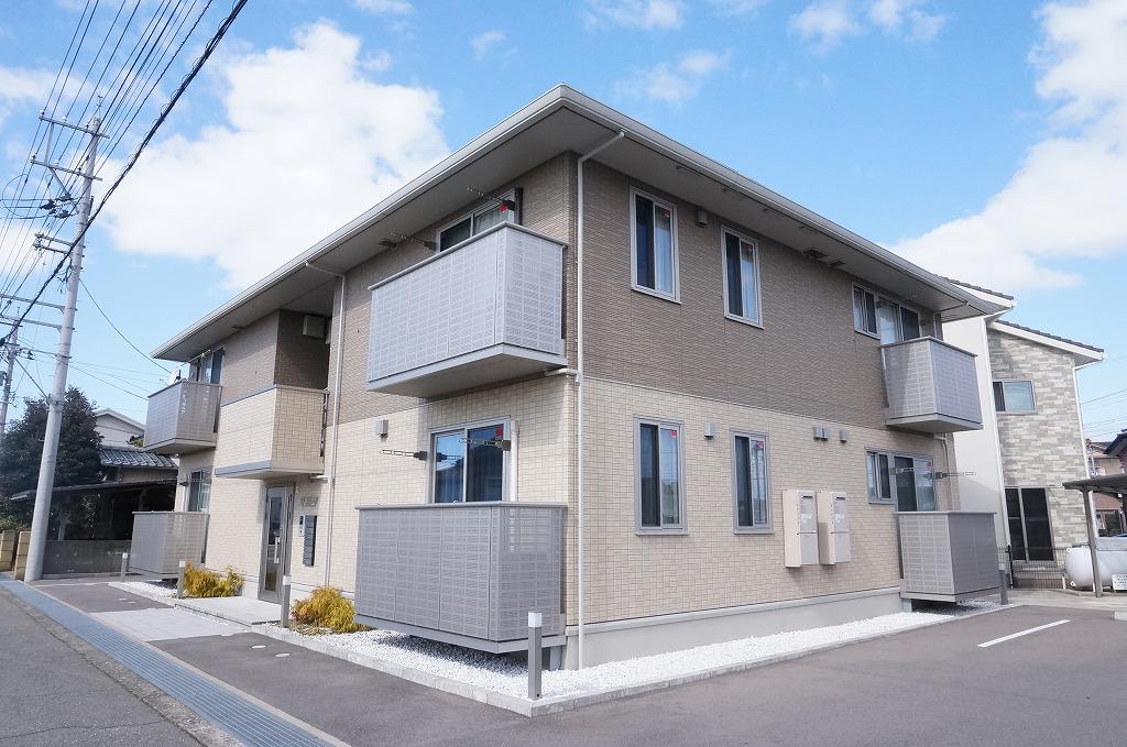 石川県金沢市 2階建 築10年