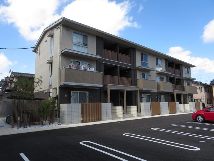 グレースフル華 B棟(3LDK/2階)