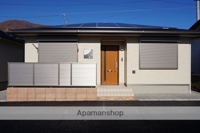 山梨県笛吹市石和町松本の戸建賃貸