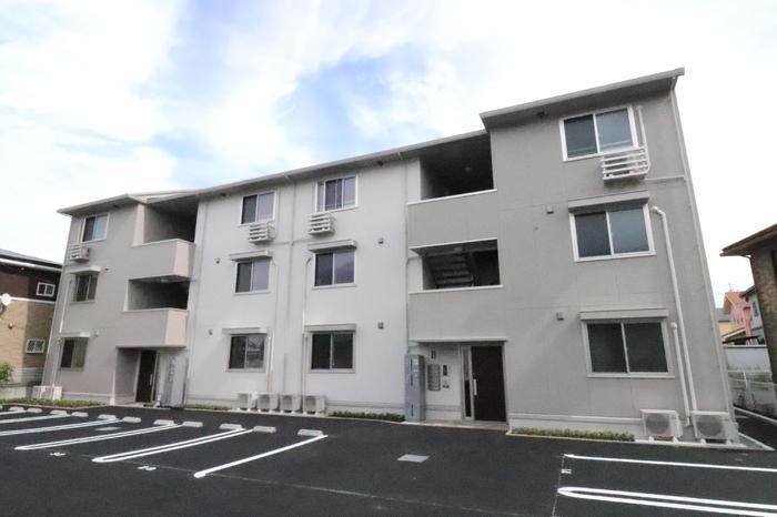 ヒルズ石和 B棟