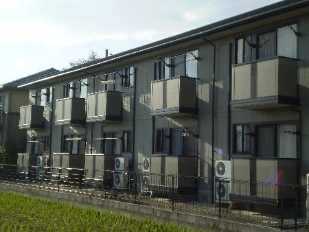 クレセントコート