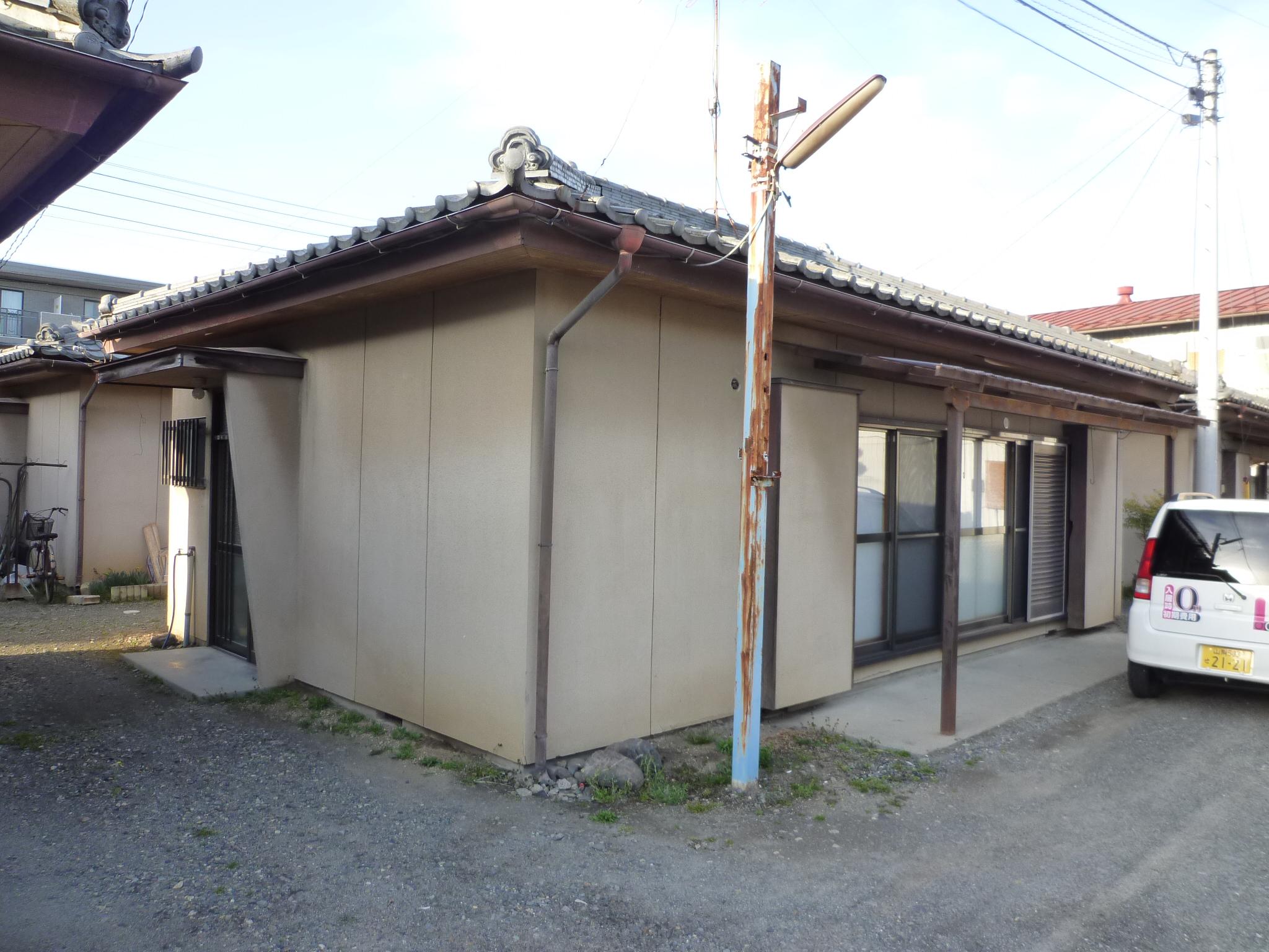 山梨県甲斐市  築46年(3K)