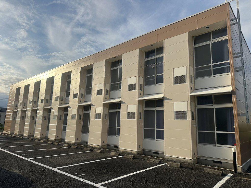 レオパレスシャルム21