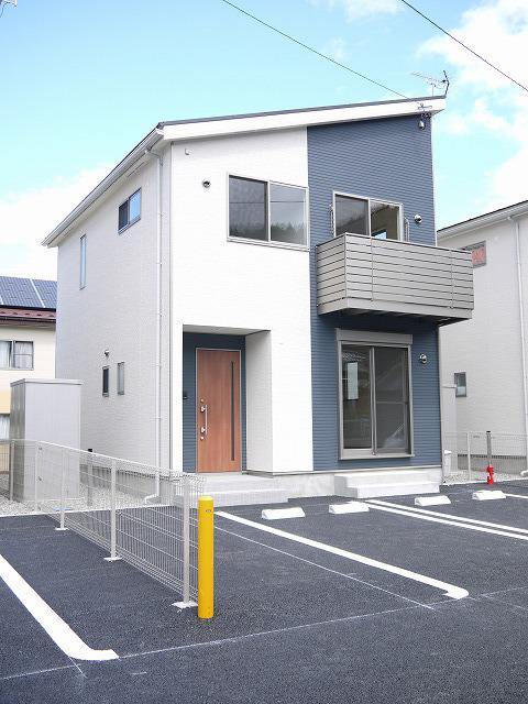 長野県塩尻市 2階建 築13年