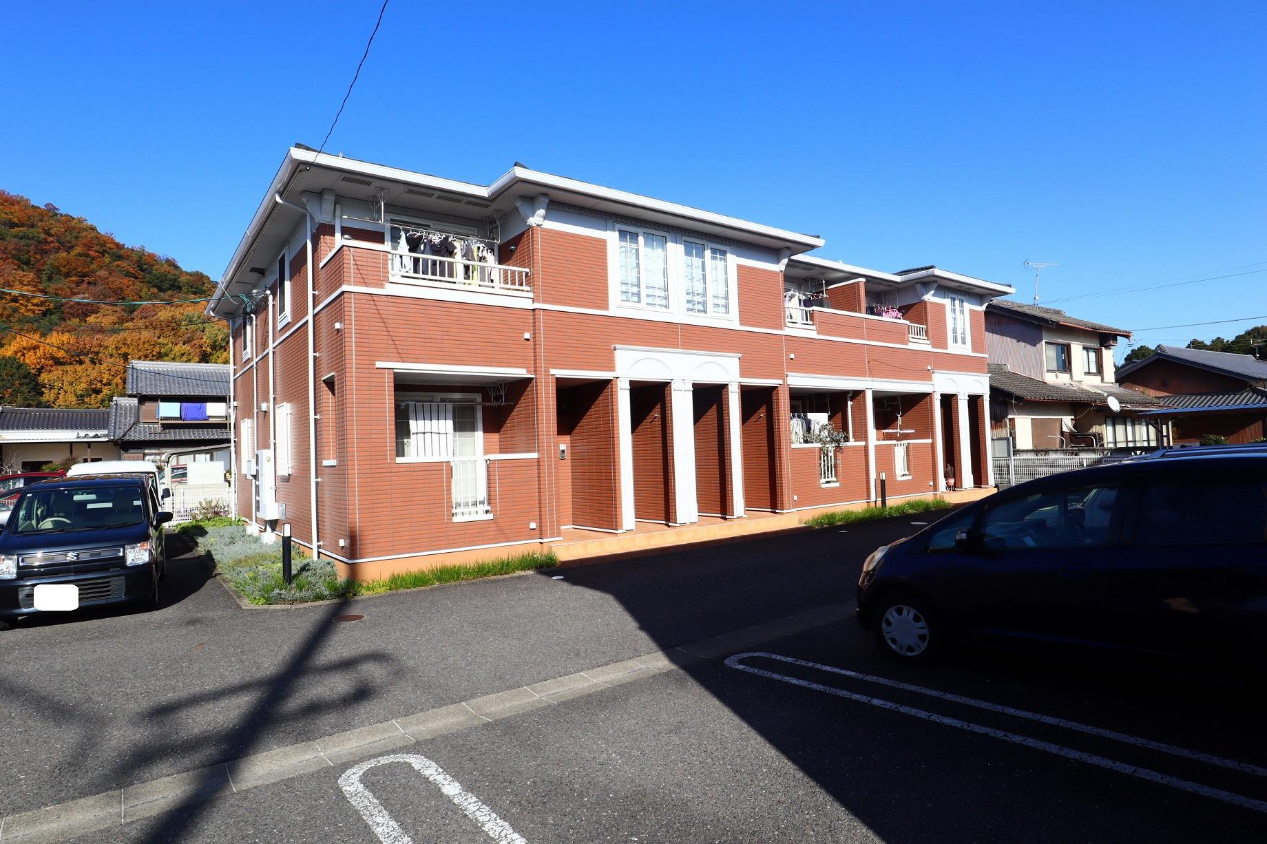 メゾンアンジュ琴塚 B