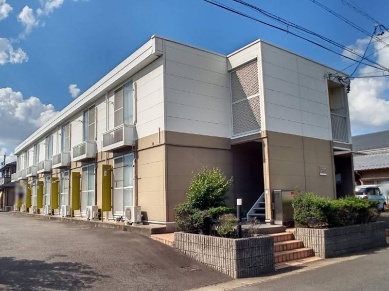 レオパレスファーストウィング