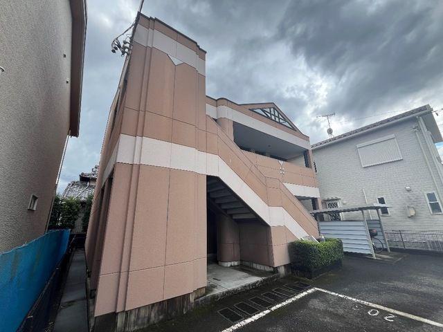 ロイヤルスクエア