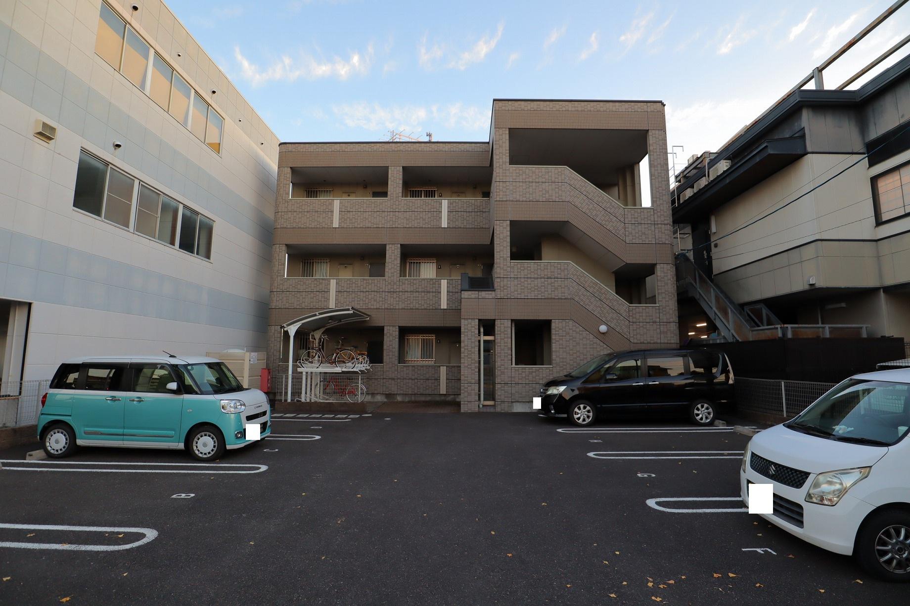 エバークレスト