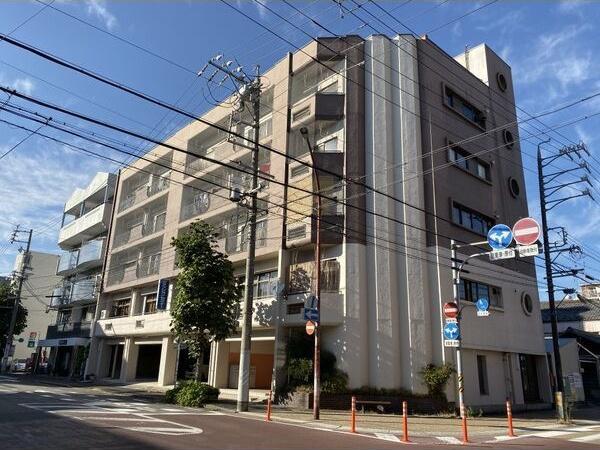 メゾンコーヤマ