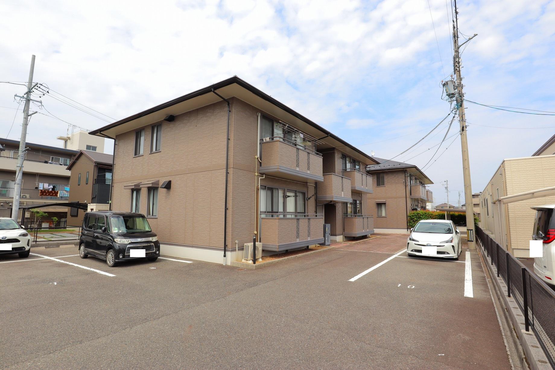 WISTERIA B(2LDK/1階)