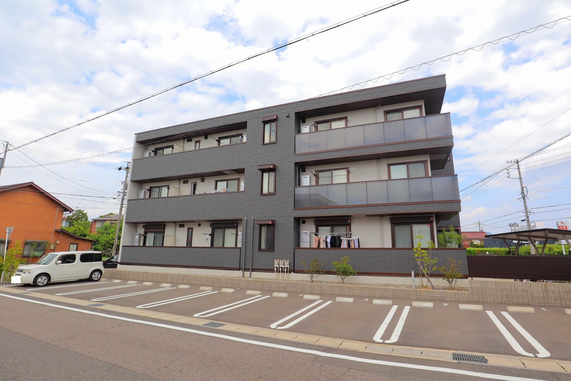 DーROOM茜部本郷Ⅱ