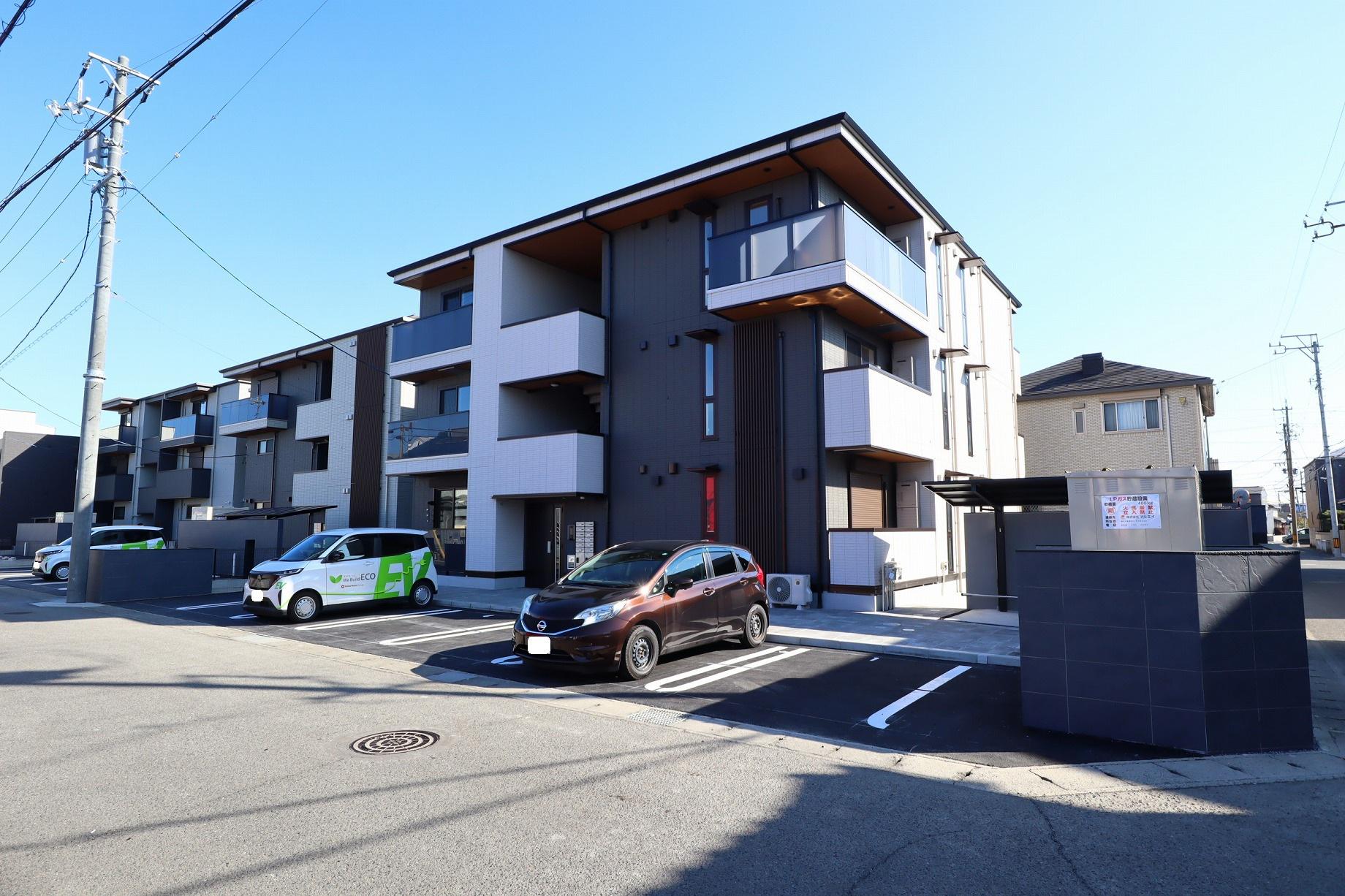 セレスティア本荘中ノ町A(1LDK/1階)