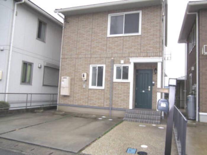 名鉄各務原線 名電各務原駅 徒歩25分 2階建 築20年