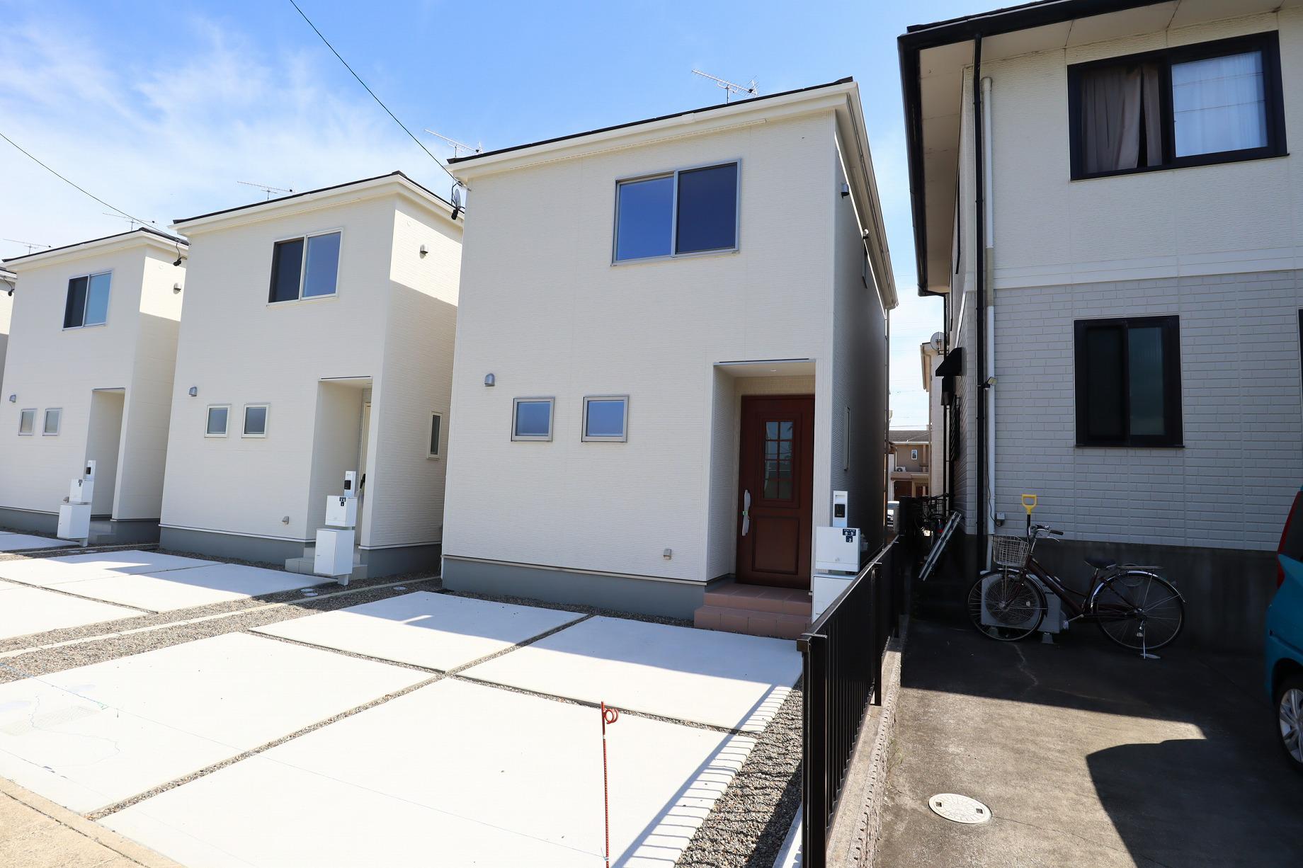 東海道本線 西岐阜駅 徒歩46分 2階建 築1年