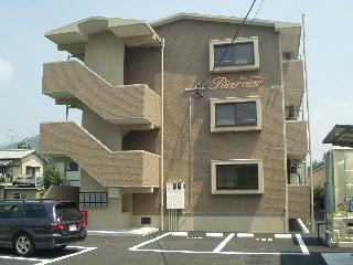 リヴァービュウ