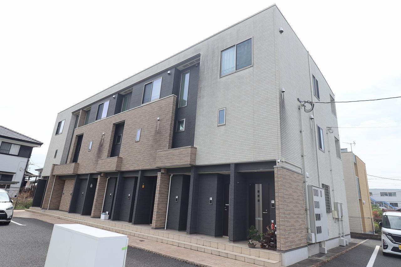 コウジィーコートⅢ