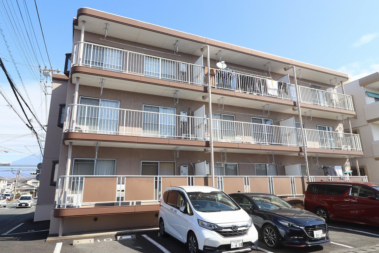 ヴィラ弥生(2LDK/3階)