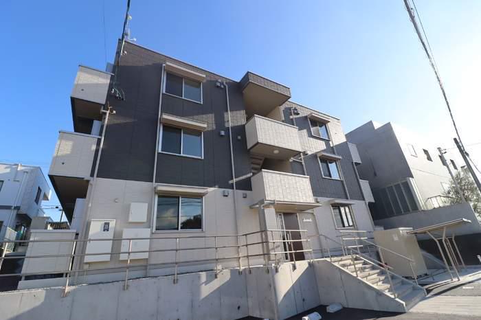 ファルトゥーナ B