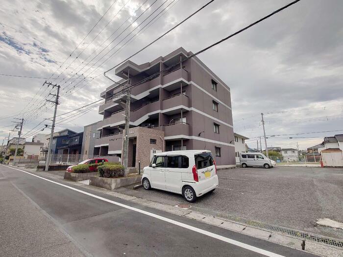 クレスト西添