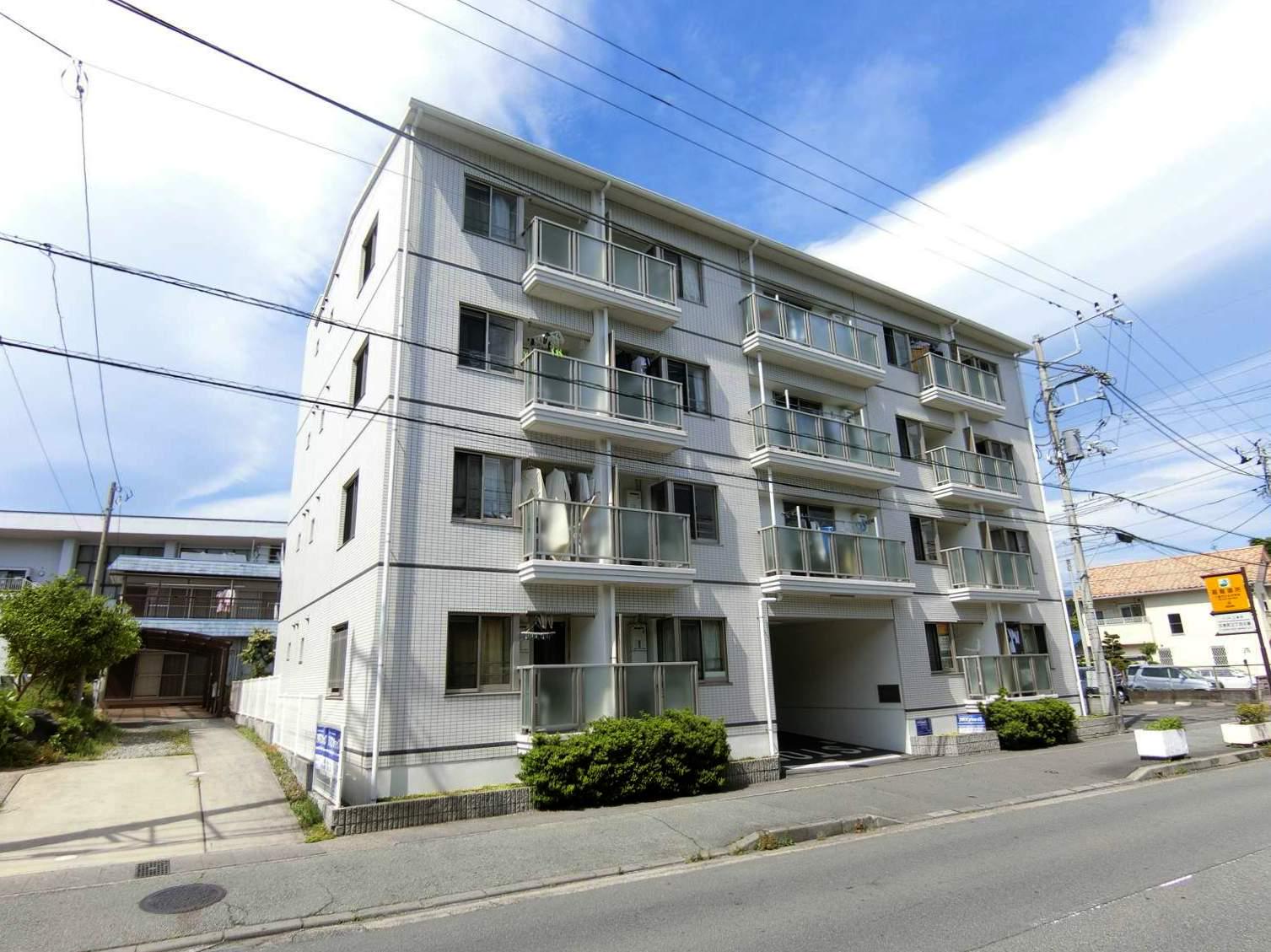 フィールドワン