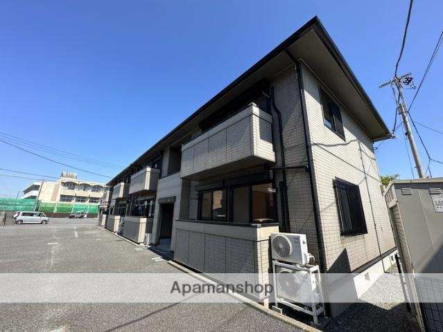 アダマンテピノ