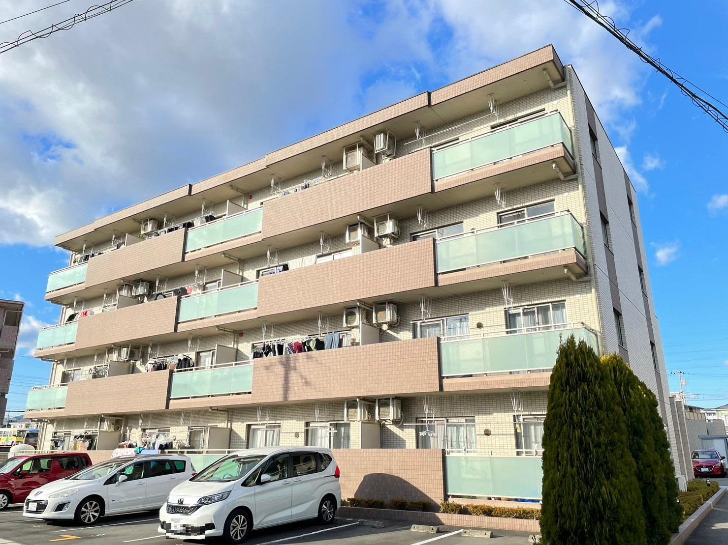 アロッジオ トガリーゼ