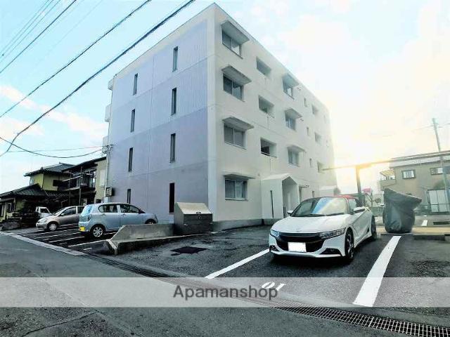 BLANC CUBE