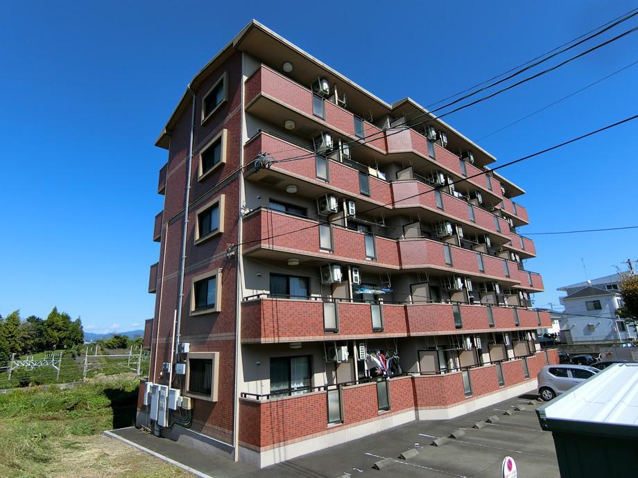 ARTERIOR HILLS イースト(1K/1階)