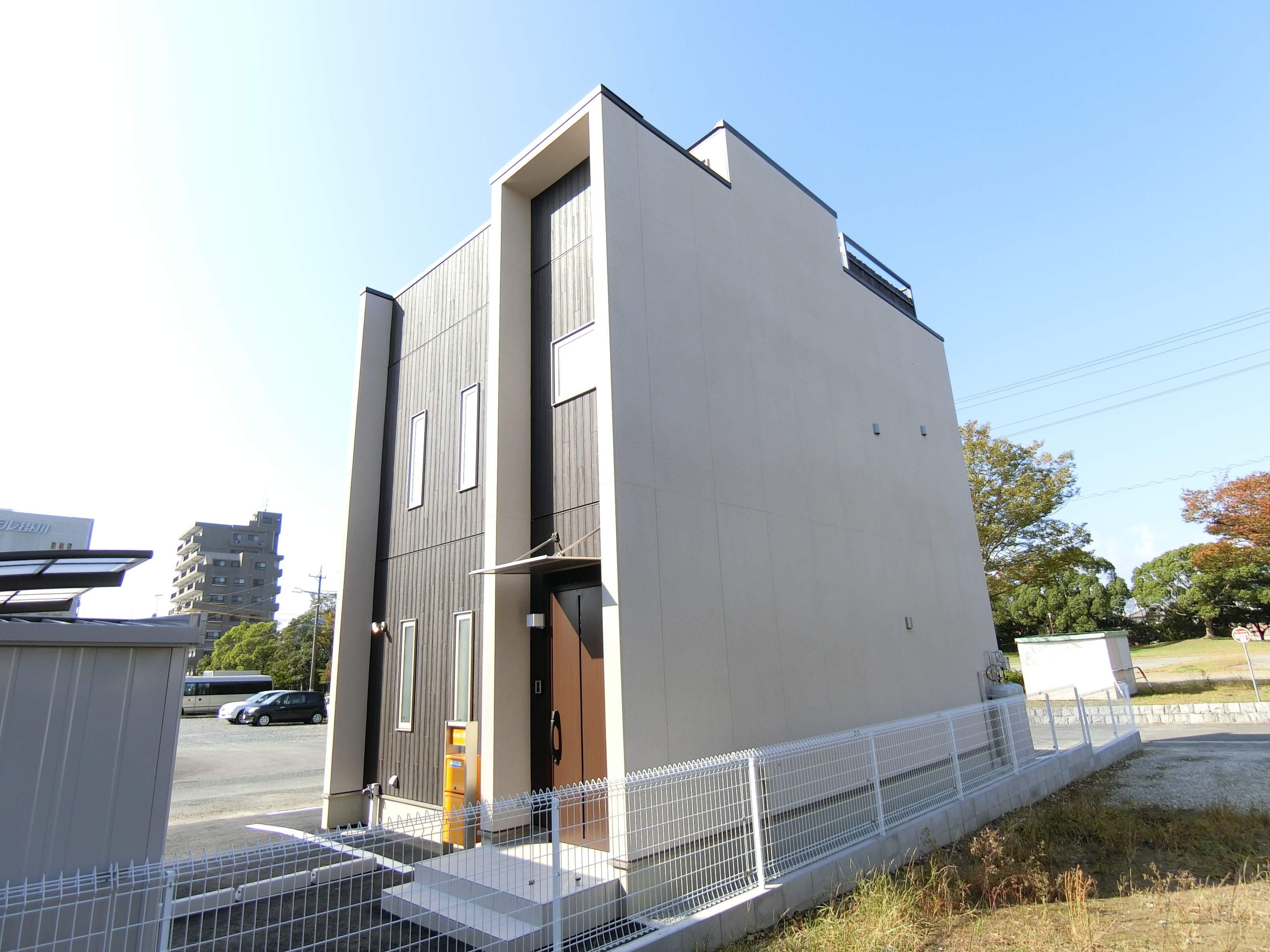 静岡県掛川市南2丁目の戸建賃貸