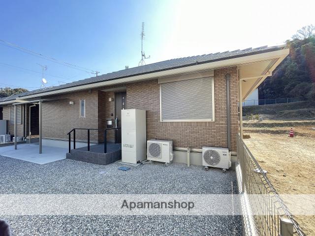 東海道本線 新居町駅 徒歩32分  築1年(3LDK)