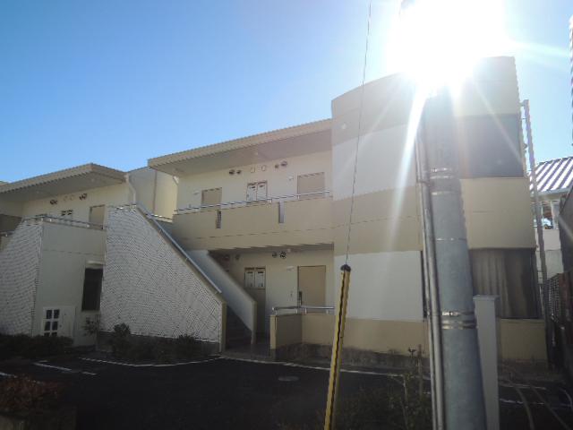 元魚ロイドアパートB棟