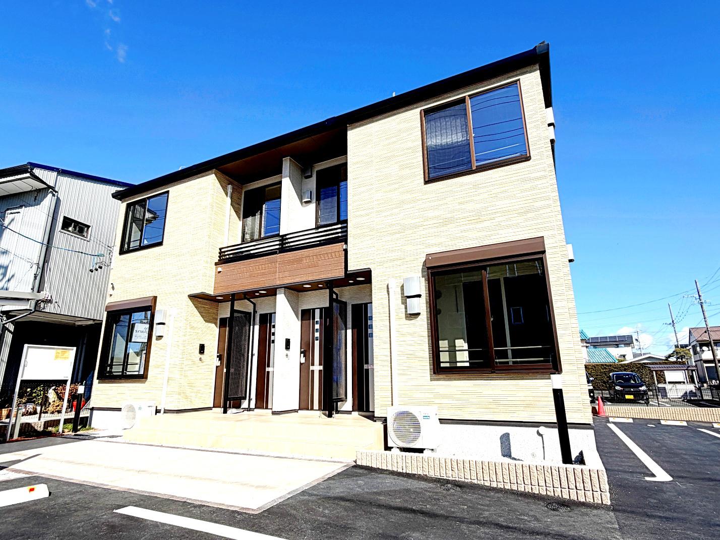 静岡県浜松市中央区有玉南町の建物