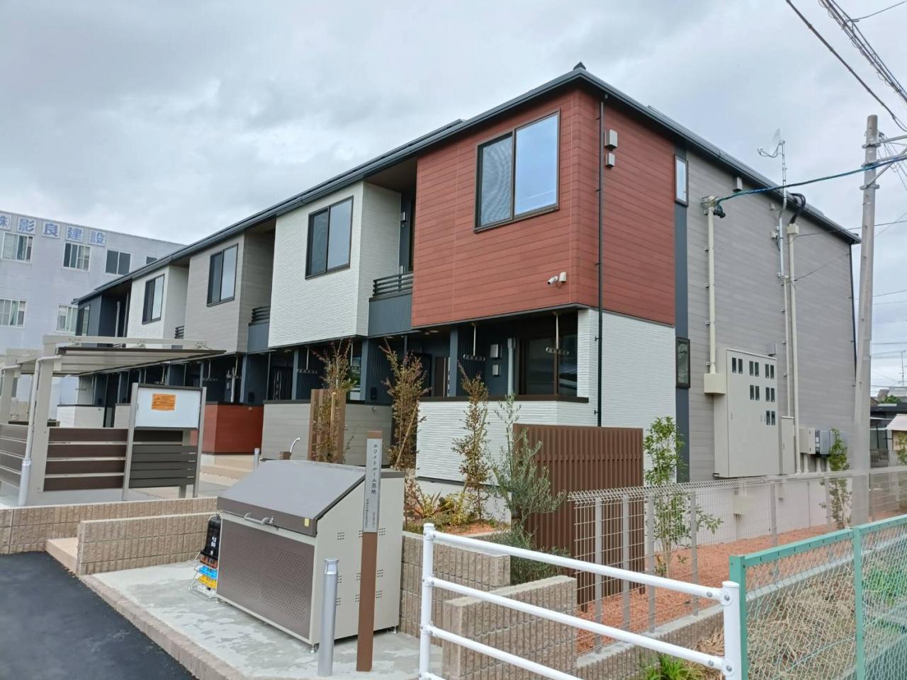 ホワイトルーム恩地