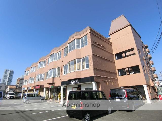 グランドコーポラス