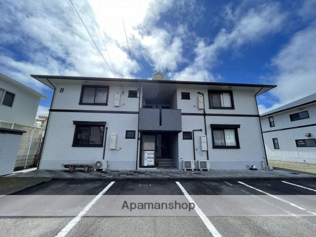 ファミールB(3LDK/2階)