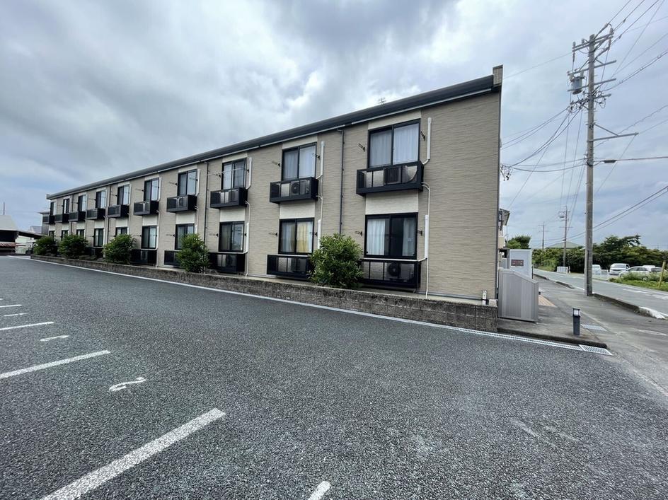 レオパレスミラフェリーチェ