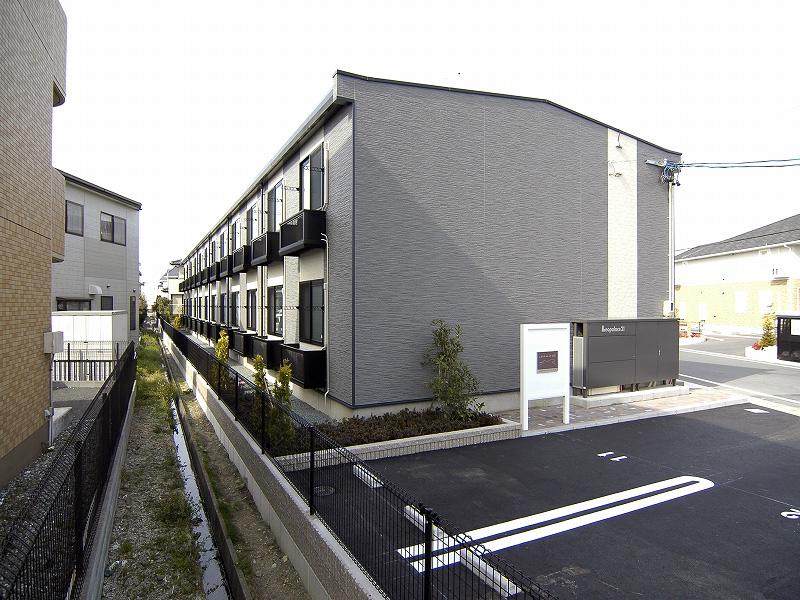 レオパレスクリスマスローズ