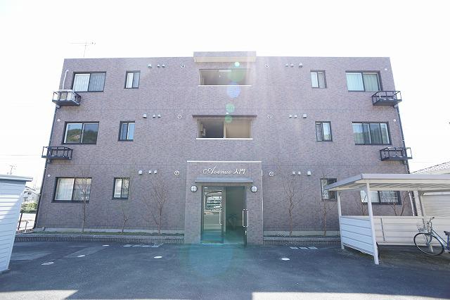 アヴェニュー大門