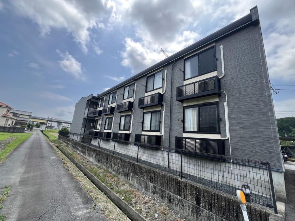 レオパレスクレシア