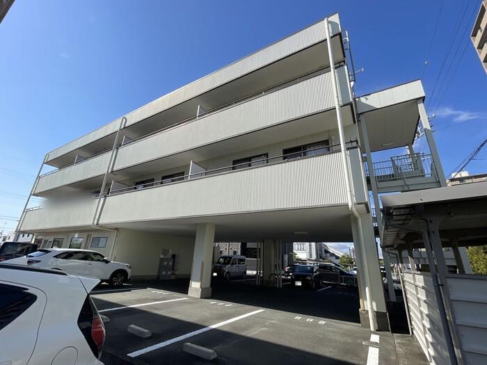 ラ・フラーゴラ(2DK/3階)