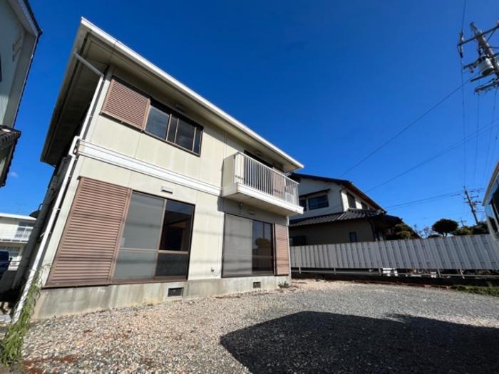 静岡県掛川市  築42年(5LDK)