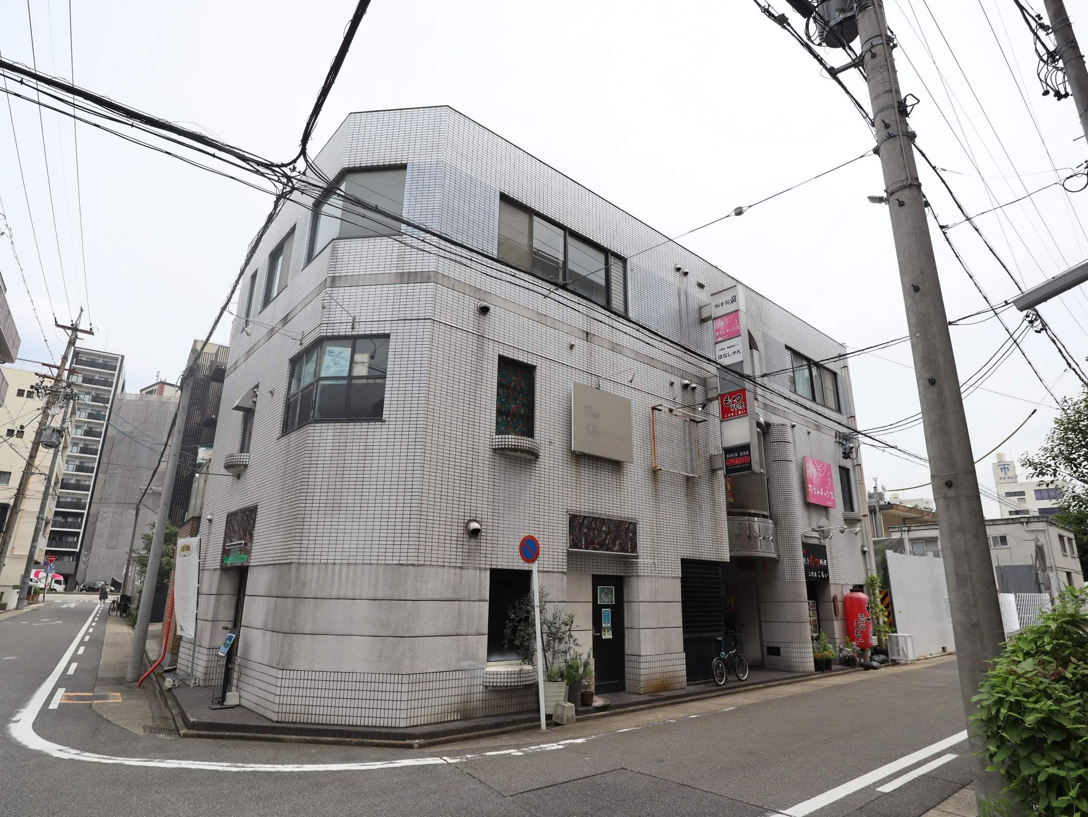 サンローラン泉