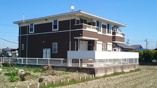 ポン ド トロワ B